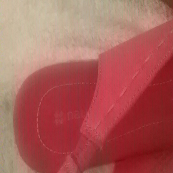 Shoes - Picture 4 of 5